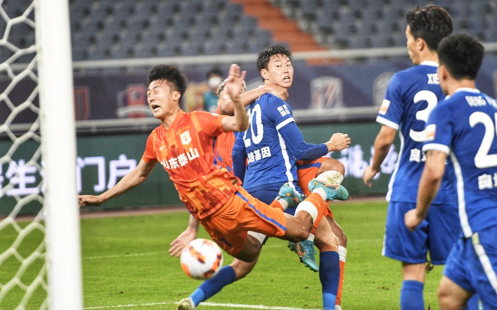 米体介绍国米U19小将迪兰-萨拉特：特点有点像恰尔汗奥卢（米体：国米U19新星迪兰-萨拉特，踢法颇似恰尔汗奥卢）