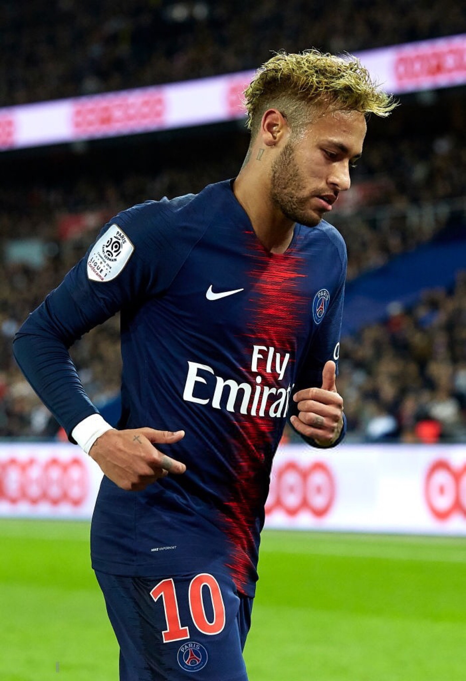 阿隆索：维尼修斯的点球非常明确，但这样的判罚没让我惊讶（阿隆索称维尼修斯点球毫无争议，对此判罚并不意外）