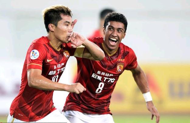 英超第18轮焦点战：切尔西对决维拉，纽卡挑战曼联（英超第18轮重头戏：切尔西迎战维拉，纽卡挑战曼联）