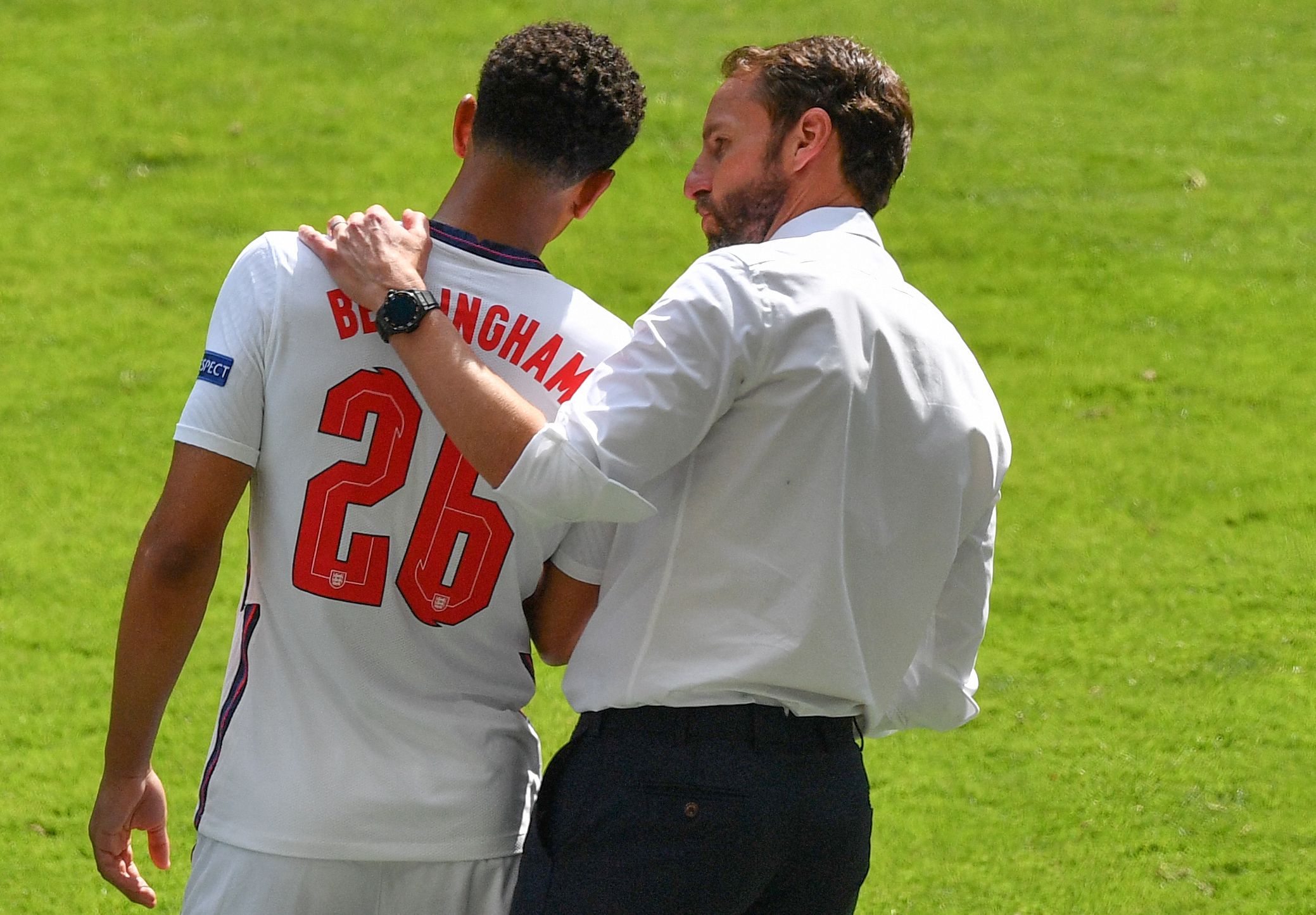 图片报：拜仁关注16岁艾希霍恩，赫塔考虑续约并提高解约金