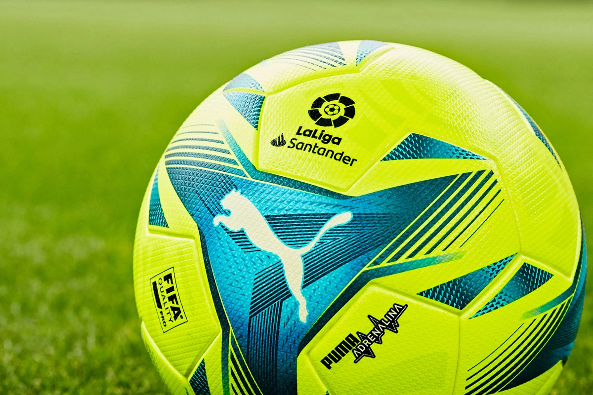 广东大胜江苏！徐杰王洪泽砍33分，4替补齐发挥，奎因陈家政打铁