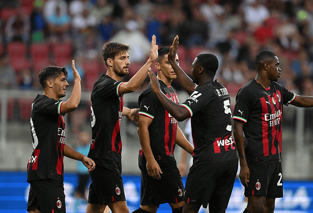 昆萨：在药厂效力获得国家队征召很正常，希望在主场拿下纽卡