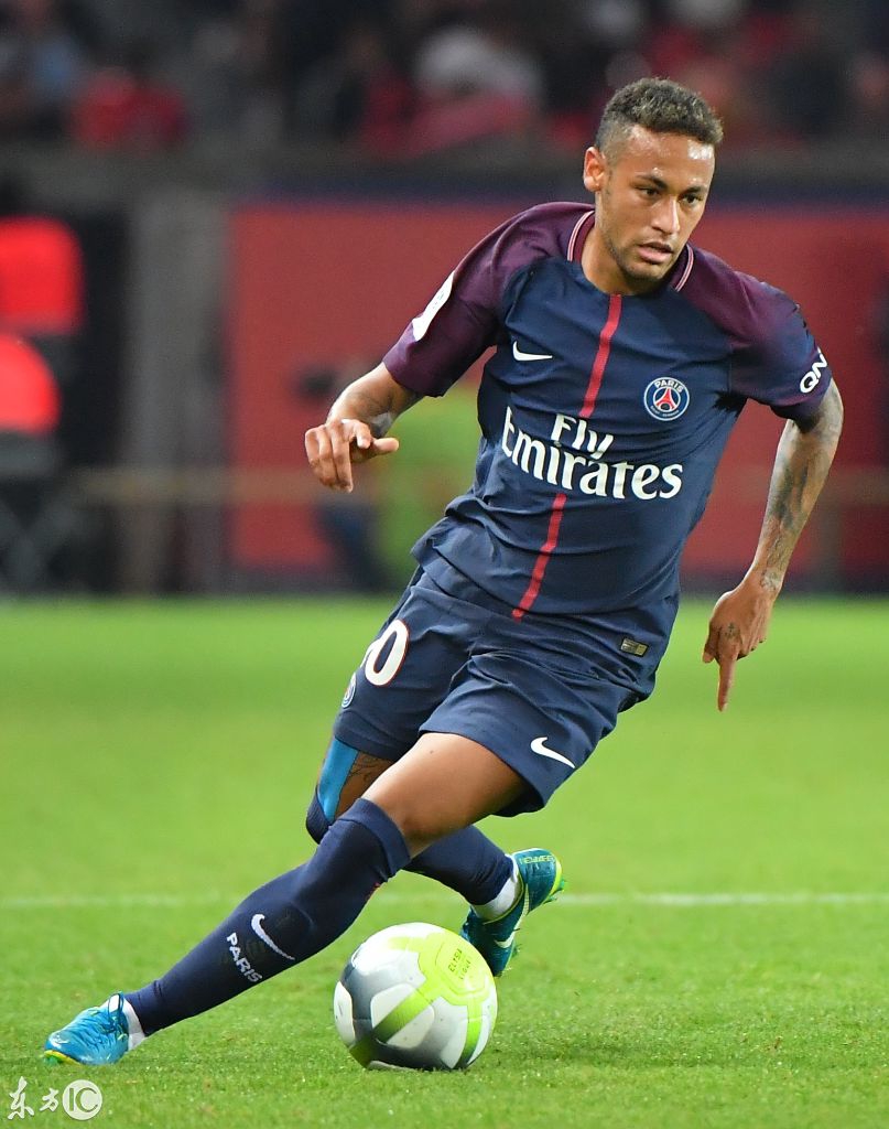 国足重建计划：明年初集结，放弃30岁+老将，蒋圣龙等人成核心