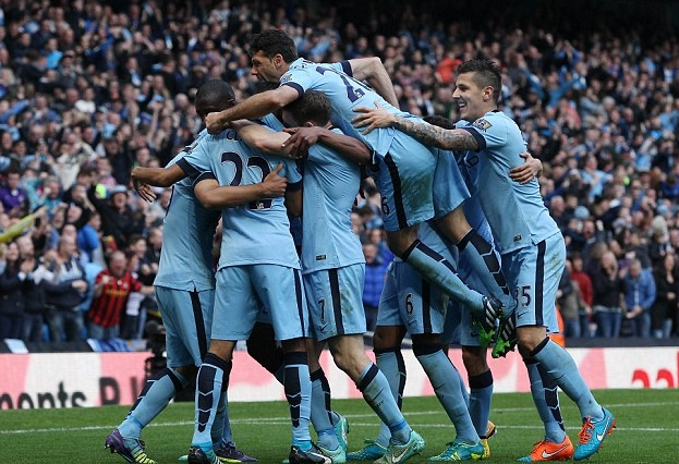 利物浦乱了！外媒：斯洛特将下课，萨拉赫会去沙特，范戴克施压