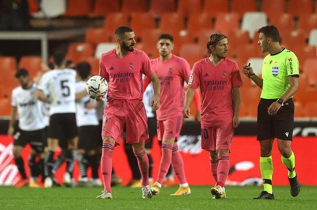 重庆铜梁龙签下山东泰山B队球员张英凯