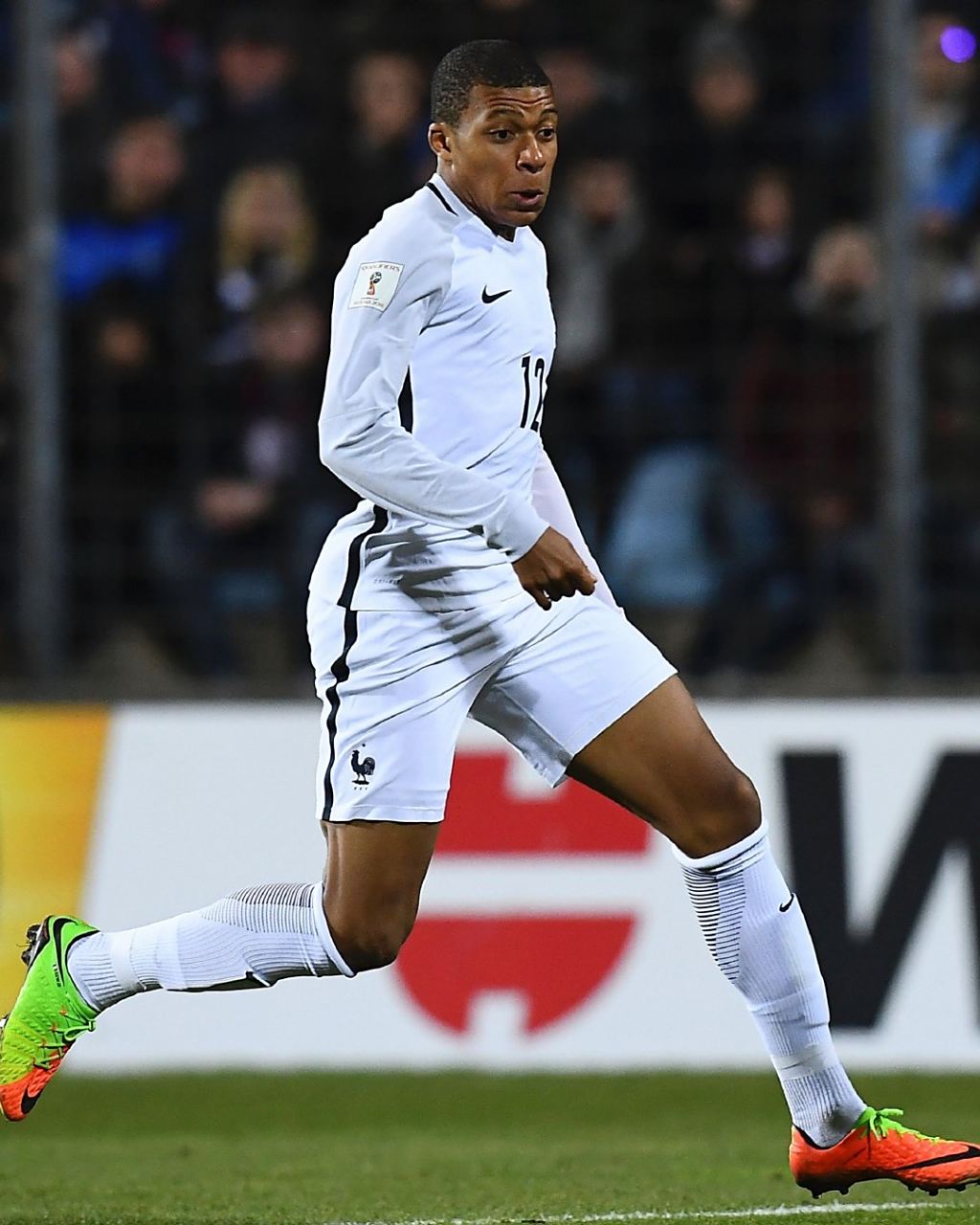 中国女足vs苏格兰女足：吴澄舒、沈梦雨、张琳艳、朱钰首发